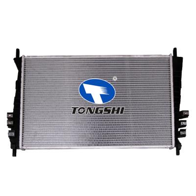 适用于捷豹X-TYRE 2.0 D V6 3.0L散热器 OEM : C2S042756