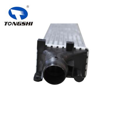 适用于雪佛兰创酷 L4 1.4 13-17/MOKKA 1.4 12-中冷器 OEM : 95465727