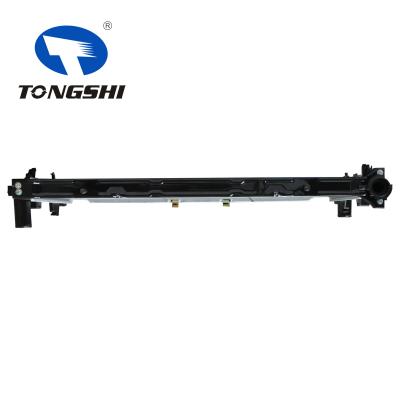 适用于CARAVAN BASE V6 3.3L 06-07 MT散热器  OEM : 4677523