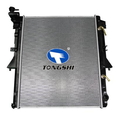 适用于三菱帕杰罗散热器  OEM:MN135120